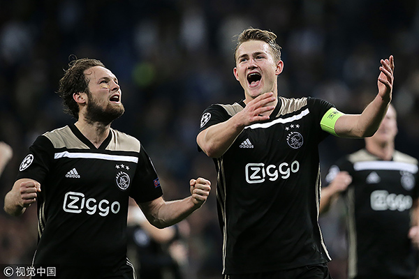 九游游戏中心-从詹姆斯与90激战SKT分钟到拜仁慕尼黑完成体检备战欧冠，赛地聚焦——国王杯集结日热度飙升的简单介绍